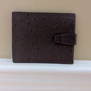 Vintage Brown Dotted Leather Wallet with Snap Closure